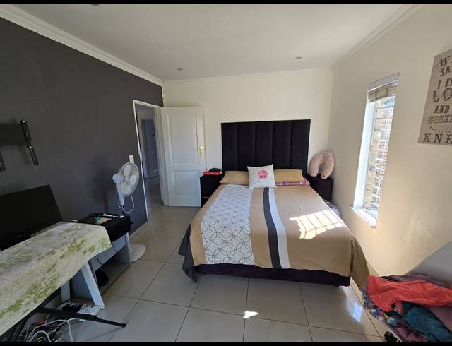 4 BEDROOM FREEHOLD FOR SALE IN BASSONIA